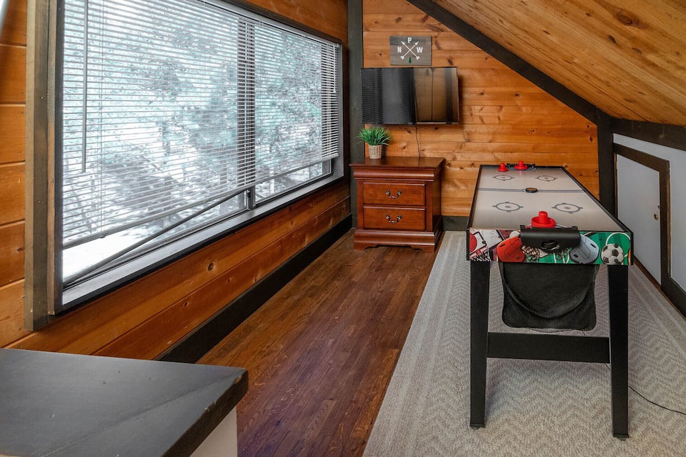 Photo of Bedroom in Overlook Park