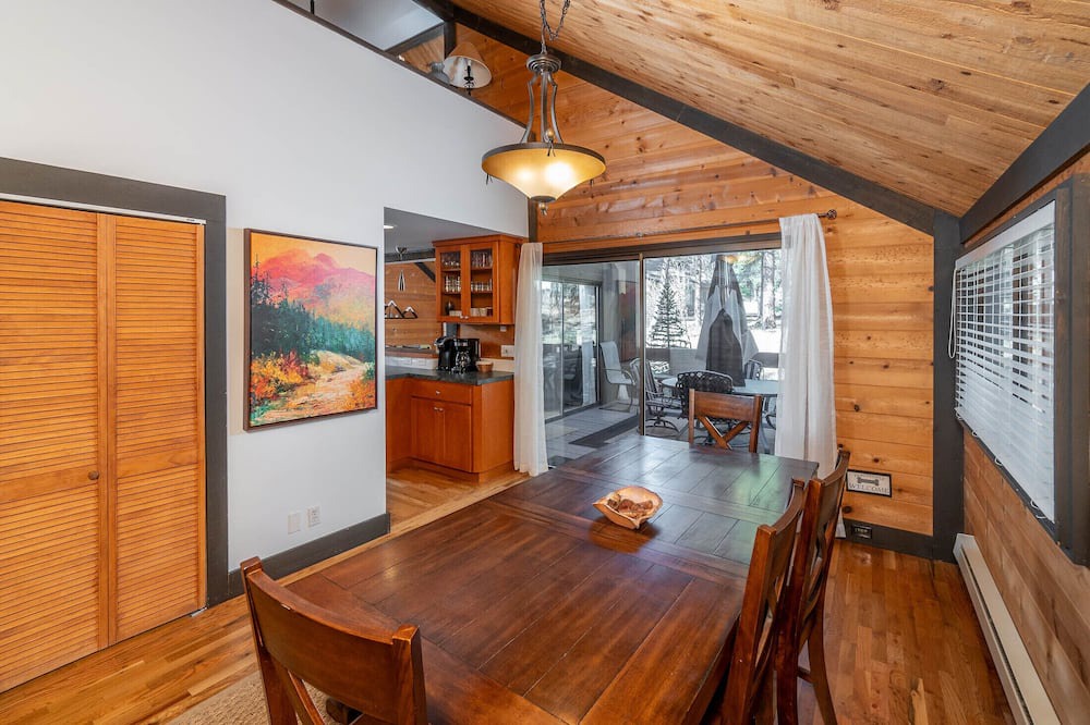 Photo of Kitchen in Overlook Park