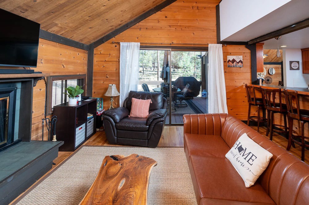 Photo of Livingroom in Overlook Park