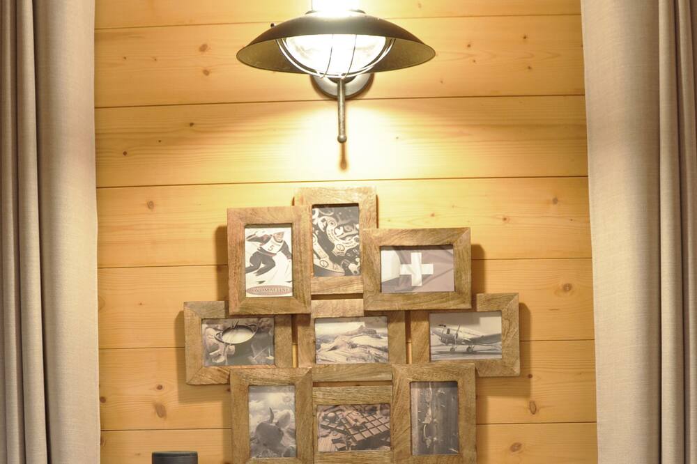 Photo of Bedroom in Ormont-Dessus