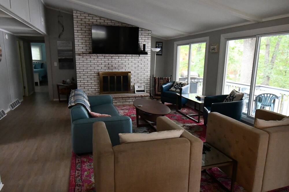 Photo of Livingroom in Gladwin