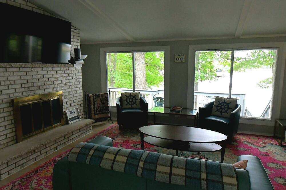 Photo of Livingroom in Gladwin