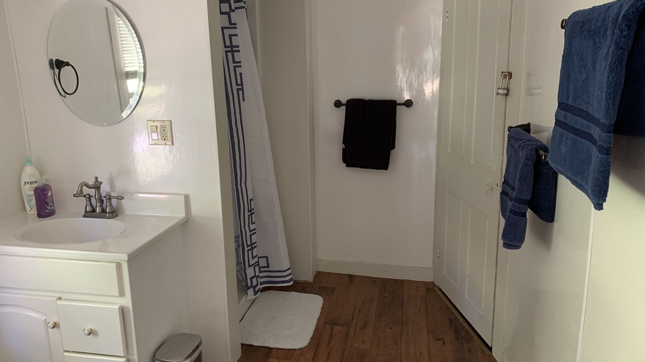 Photo of Others in Bozrah