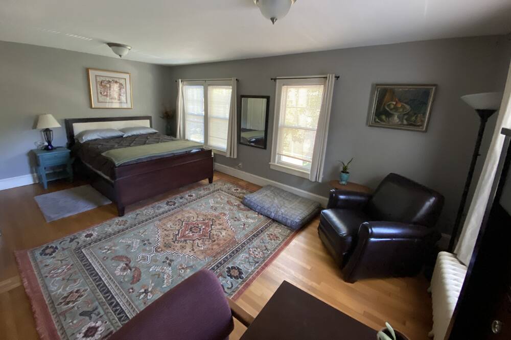Photo of Bedroom in Kingston