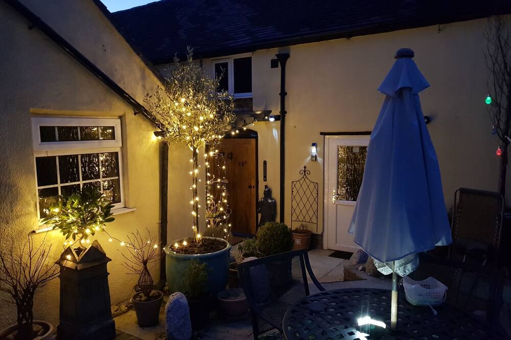 Photo of Patio Balcony in Madeley