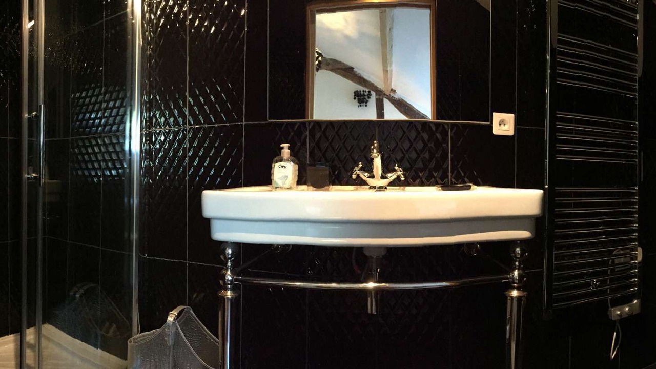 Photo of Bathroom in Bailly