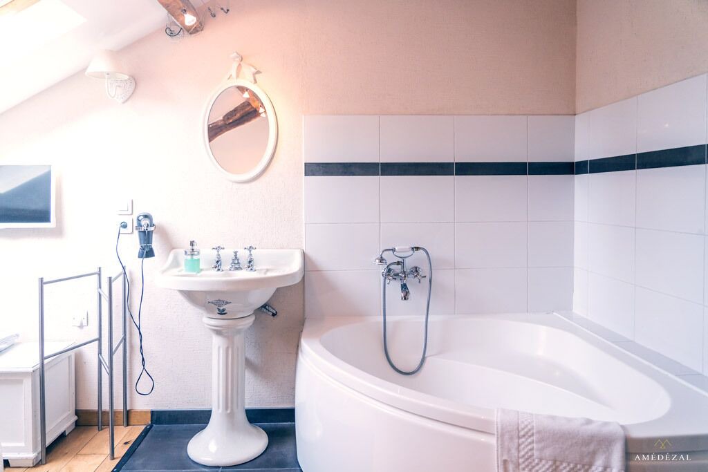 Photo of Bathroom in Bailly