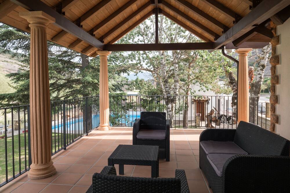 Photo of Patio Balcony in Graus