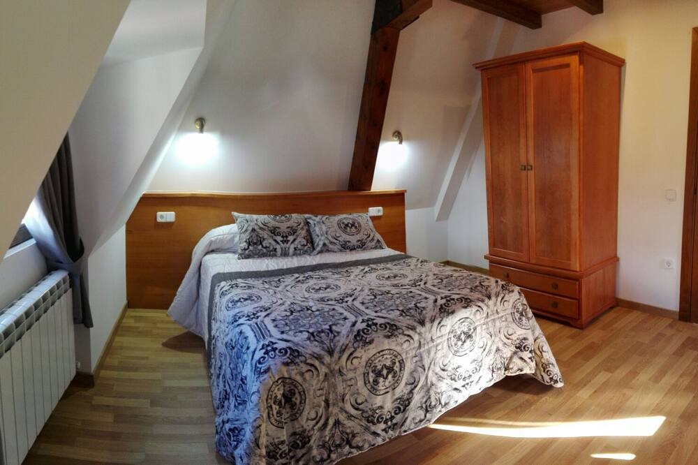 Photo of Bedroom in Graus