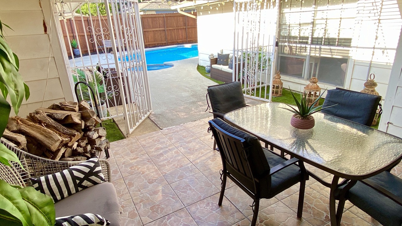 Photo of Outdoor in Buckner Terrace - Everglade Park