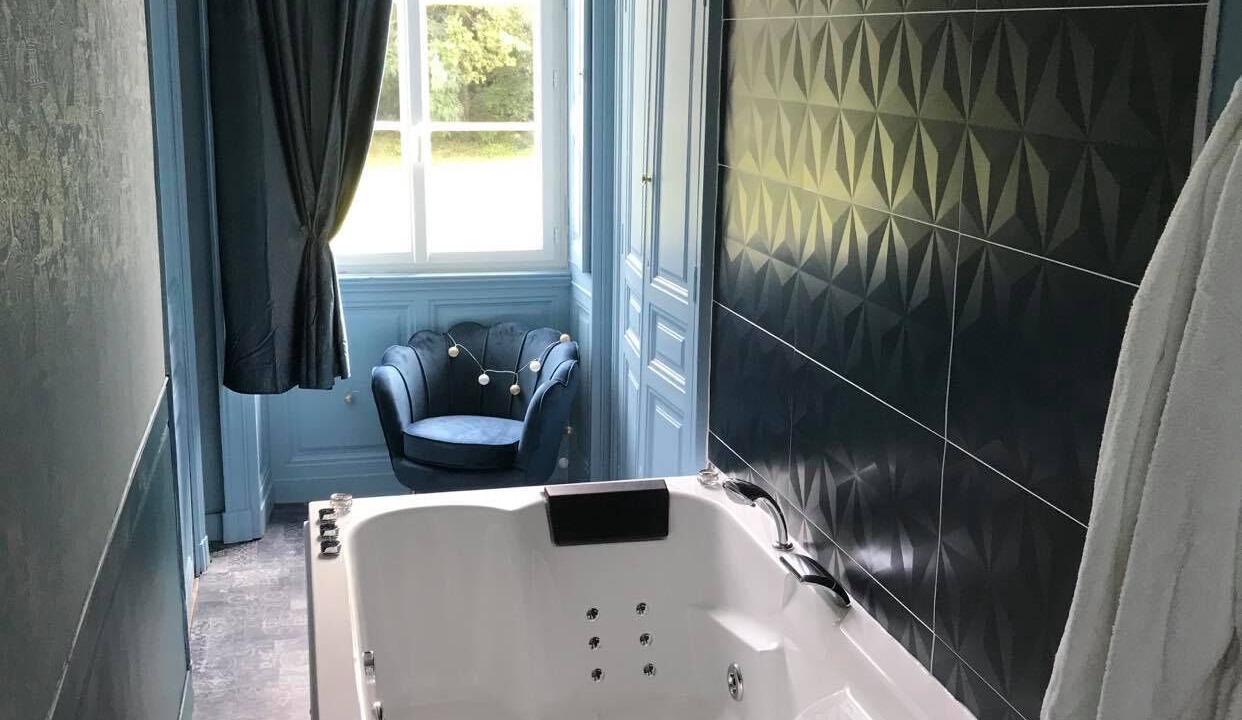 Photo of Bathroom in Saint-Herblon