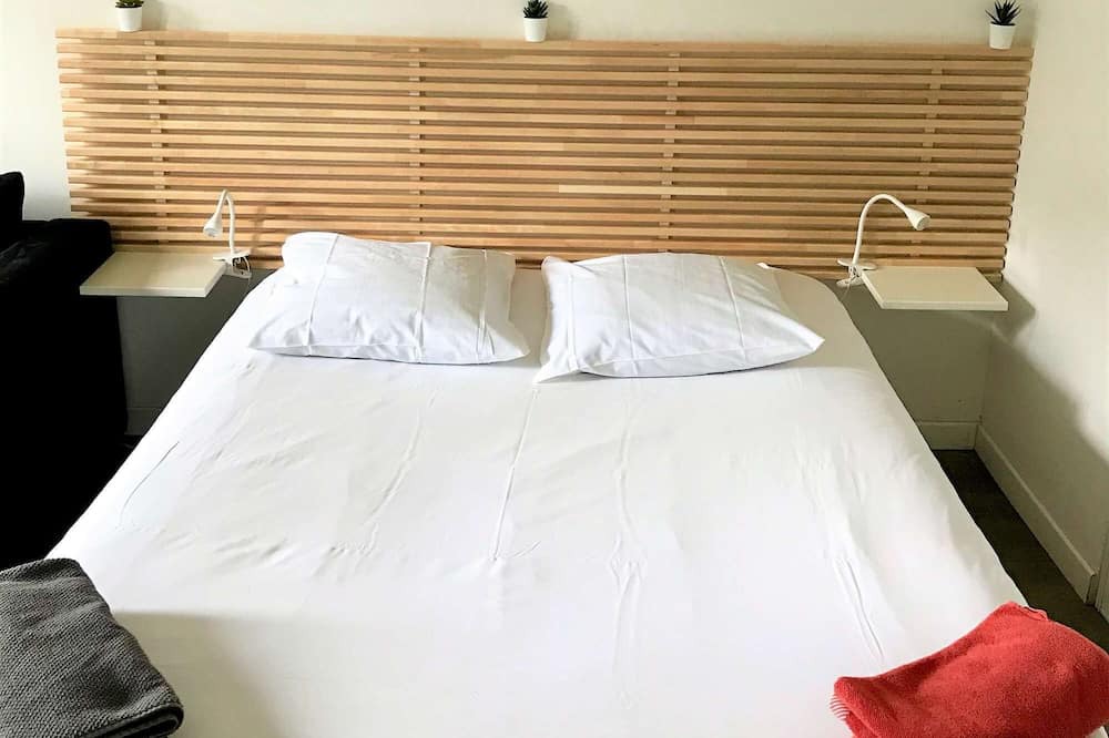 Photo of Bedroom in Saint Genes