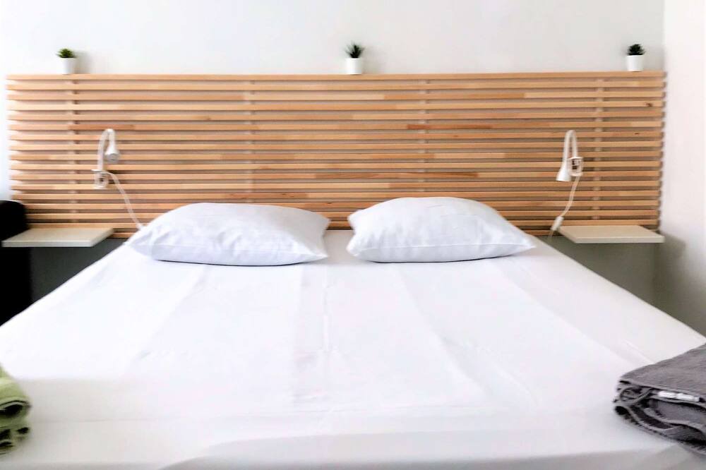 Photo of Bedroom in Saint Genes