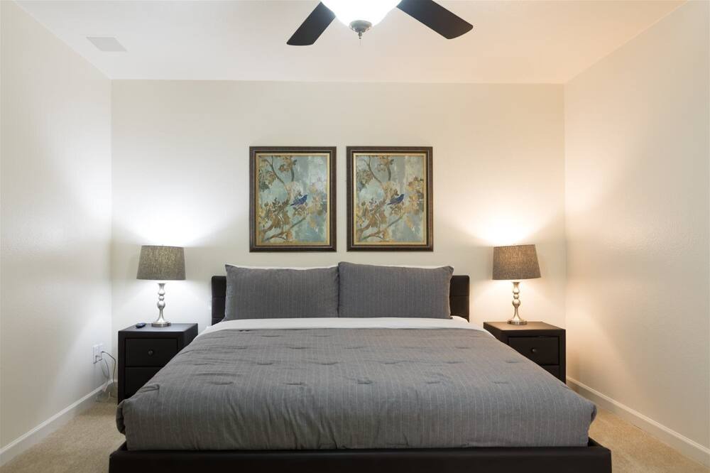 Photo of Bedroom in Clearview