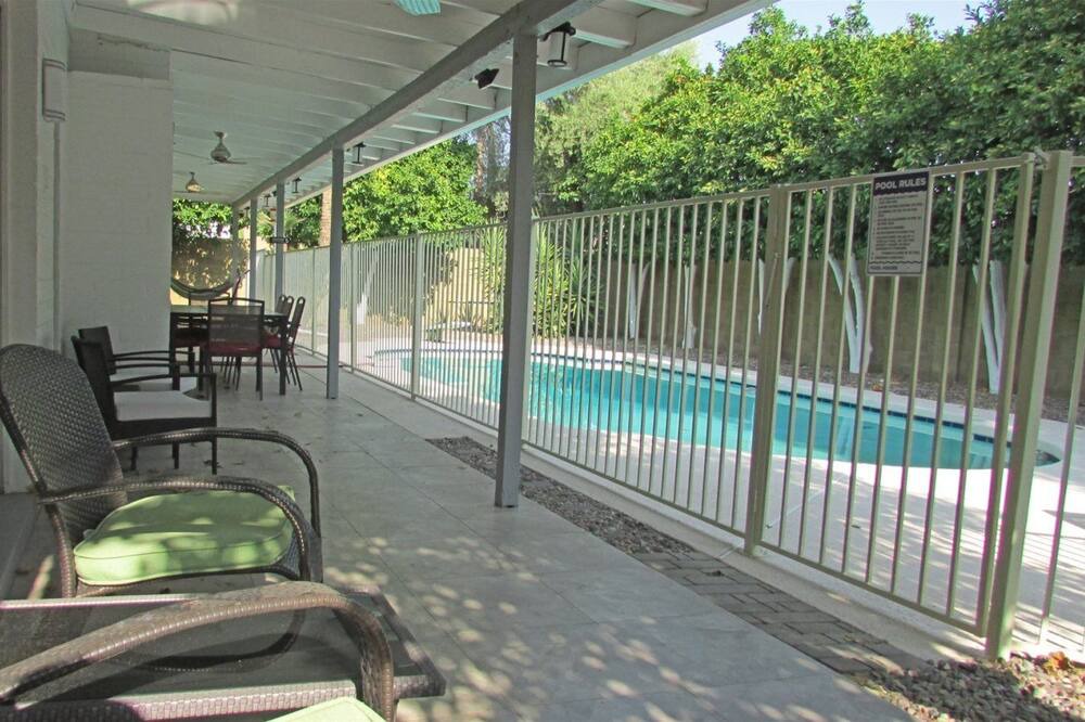 Photo of Outdoor in Clearview