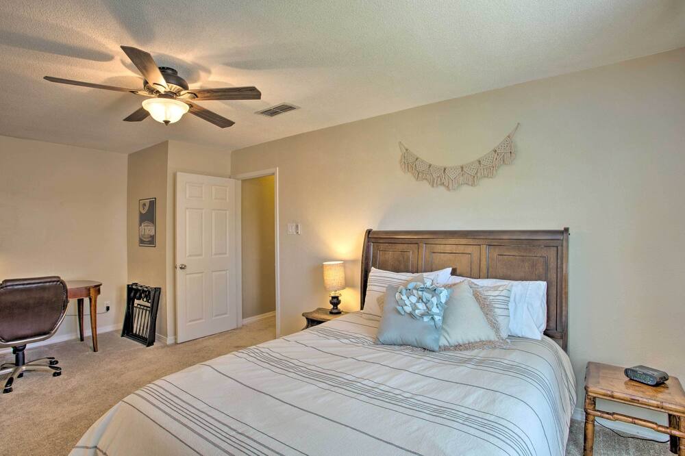 Photo of Bedroom in Longview