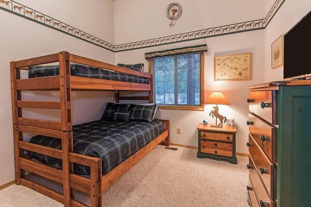 Photo of Bedroom in Deer Park