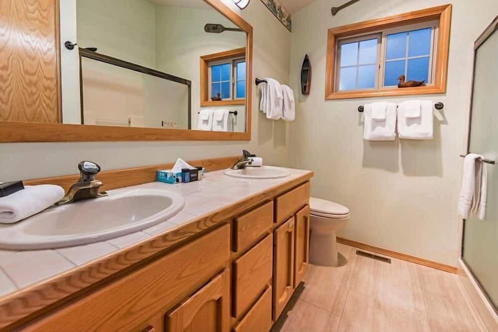 Photo of Bathroom in Deer Park