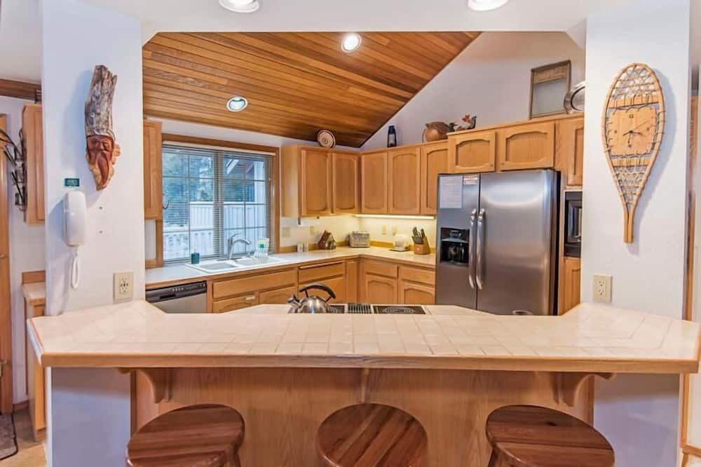 Photo of Kitchen in Deer Park