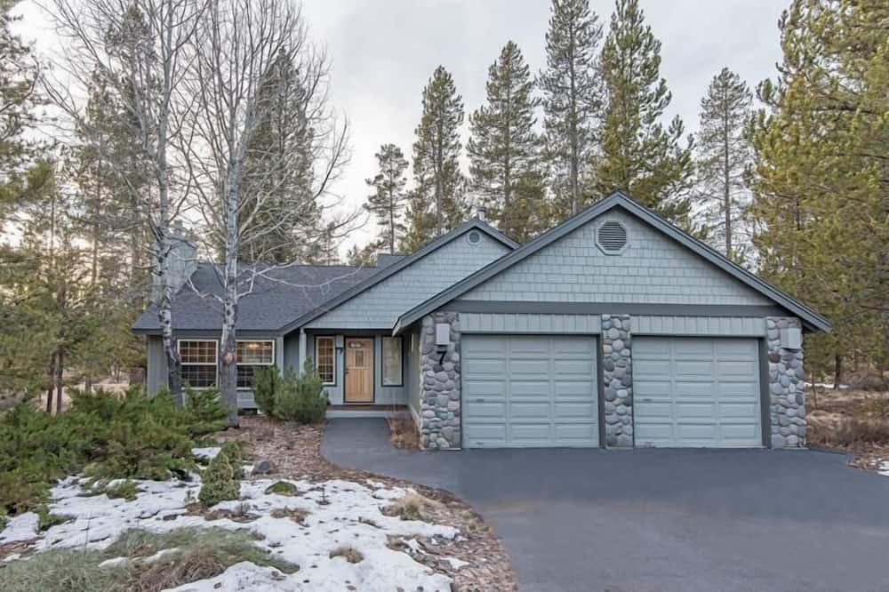 Photo of Outdoor in Deer Park