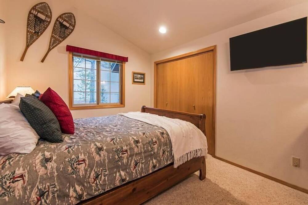 Photo of Bedroom in Deer Park