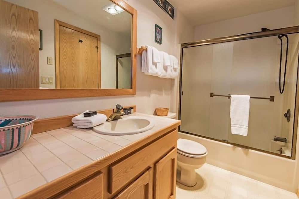 Photo of Bathroom in Deer Park