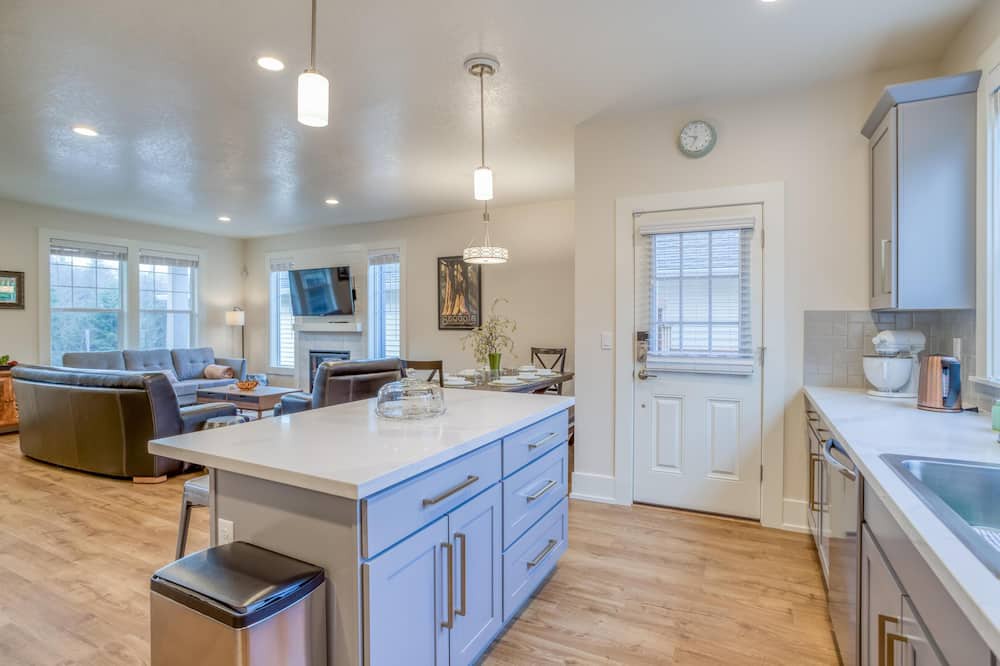 Photo of Kitchen in Netarts