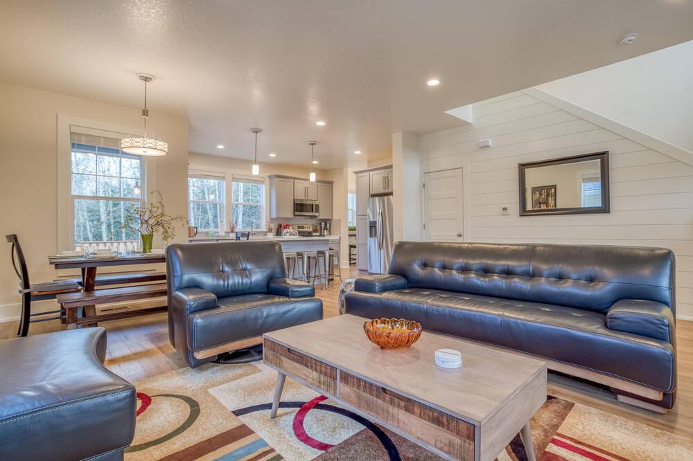 Photo of Livingroom in Netarts