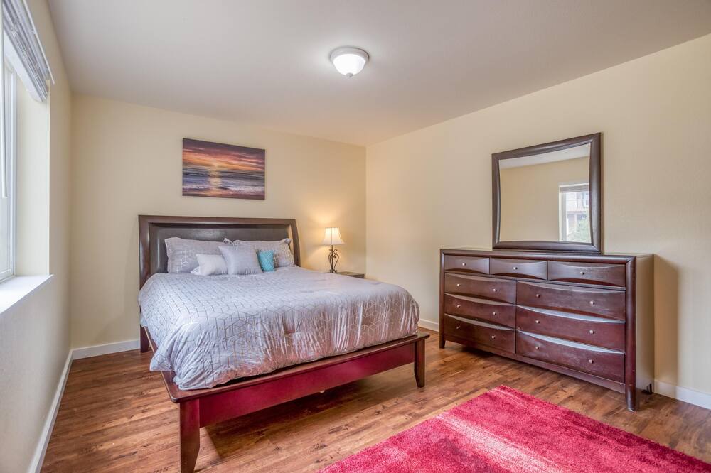 Photo of Bedroom in Kiwanda Shores