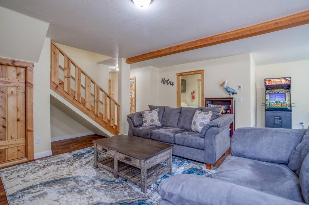 Photo of Livingroom in Kiwanda Shores