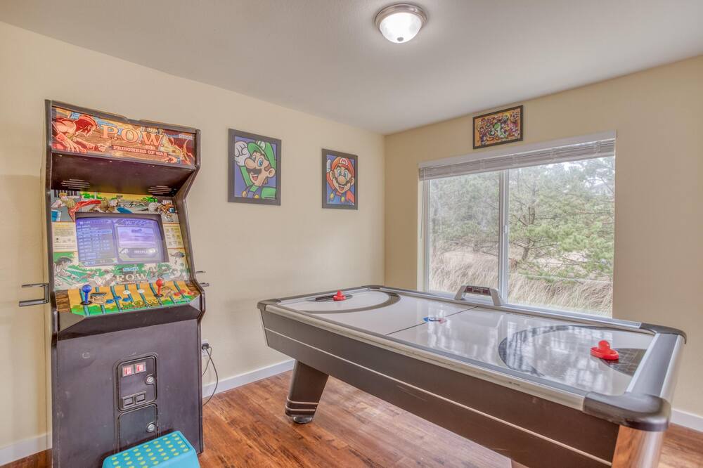 Photo of Bedroom in Kiwanda Shores