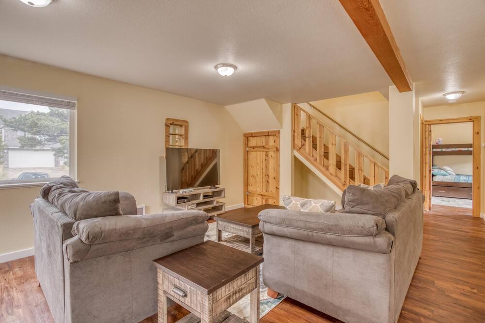 Photo of Livingroom in Kiwanda Shores