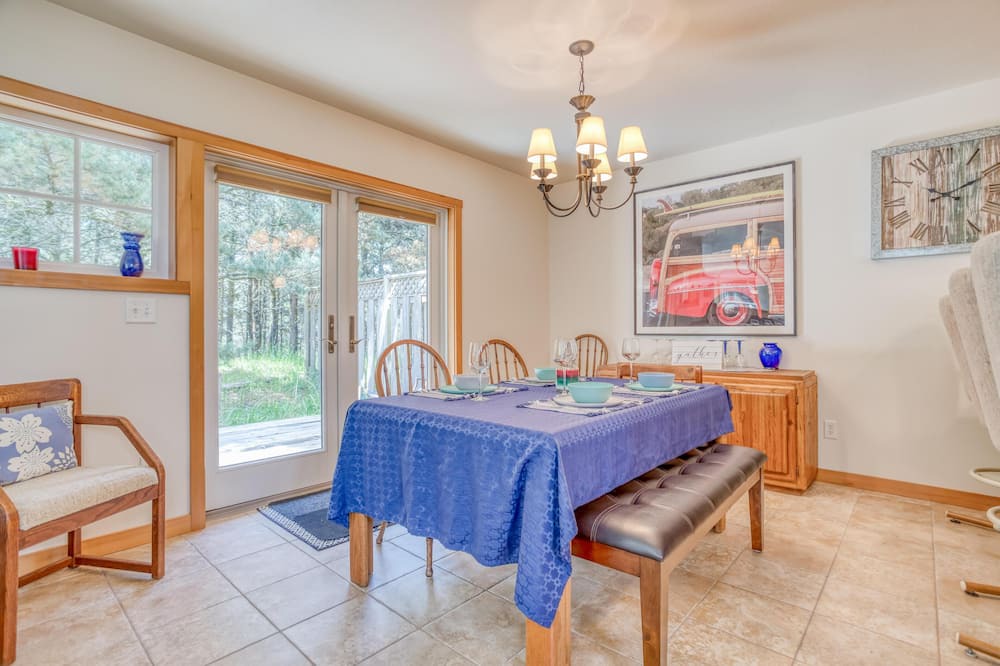 Photo of Kitchen in Shorepine Village
