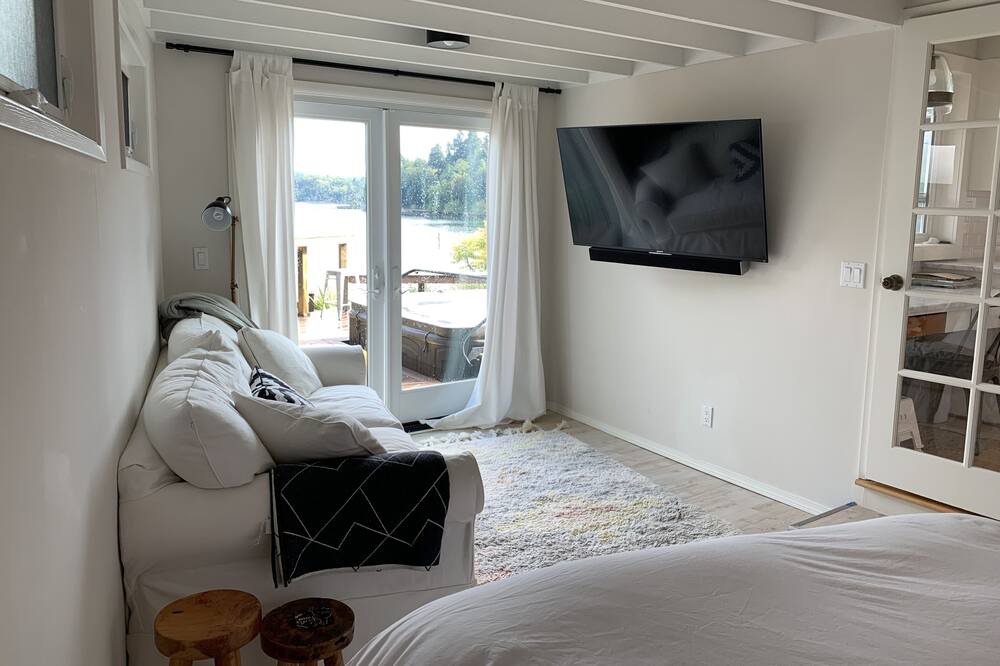 Photo of Bedroom in Vashon Island
