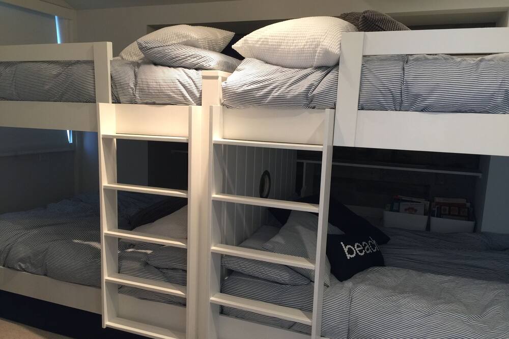 Photo of Bedroom in Vashon Island