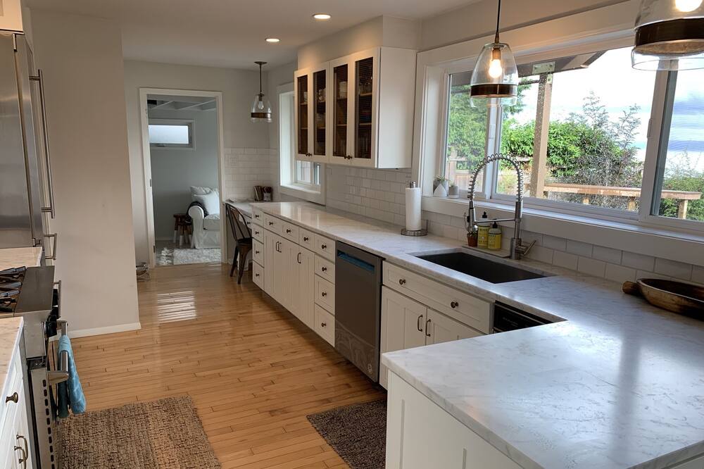 Photo of Kitchen in Vashon Island