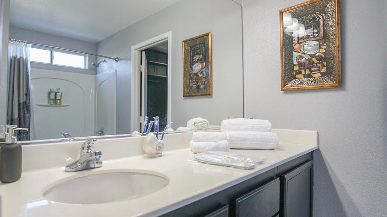 Photo of Bathroom in North Las Vegas
