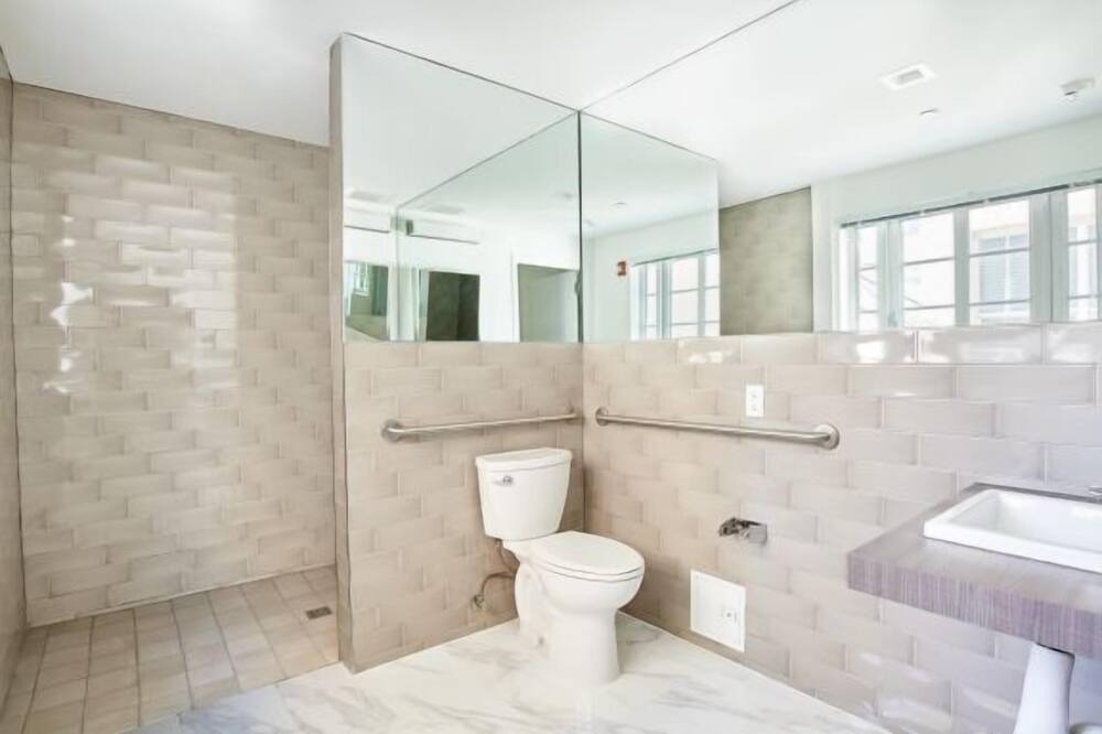 Photo of Bathroom in South Beach