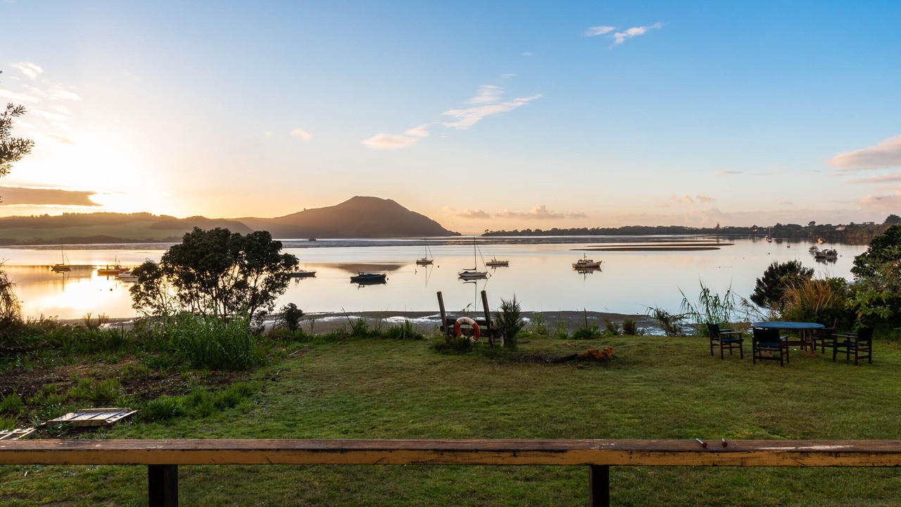 Photo of Outdoor in Pukenui