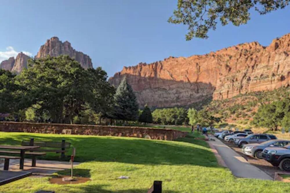 Photo of Others in Hildale