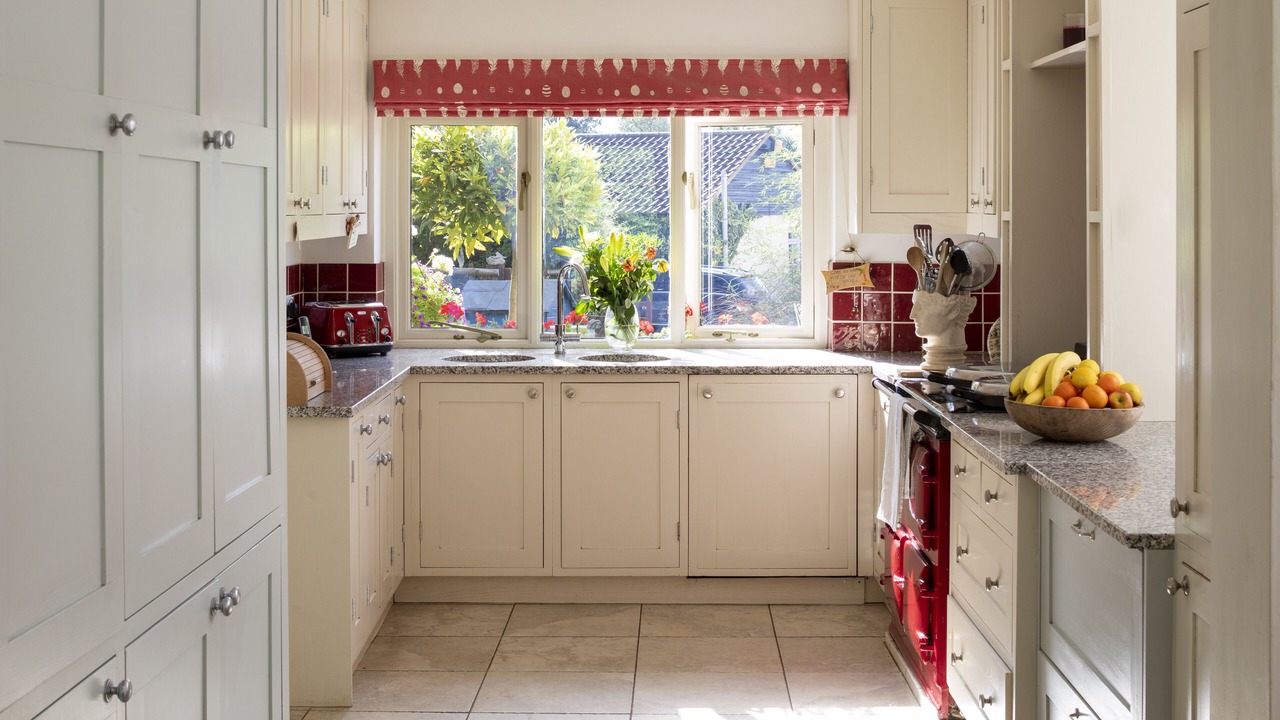 Photo of Kitchen in Great Horwood