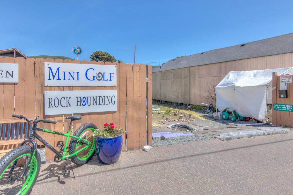 Photo of Outdoor in Rockaway Beach