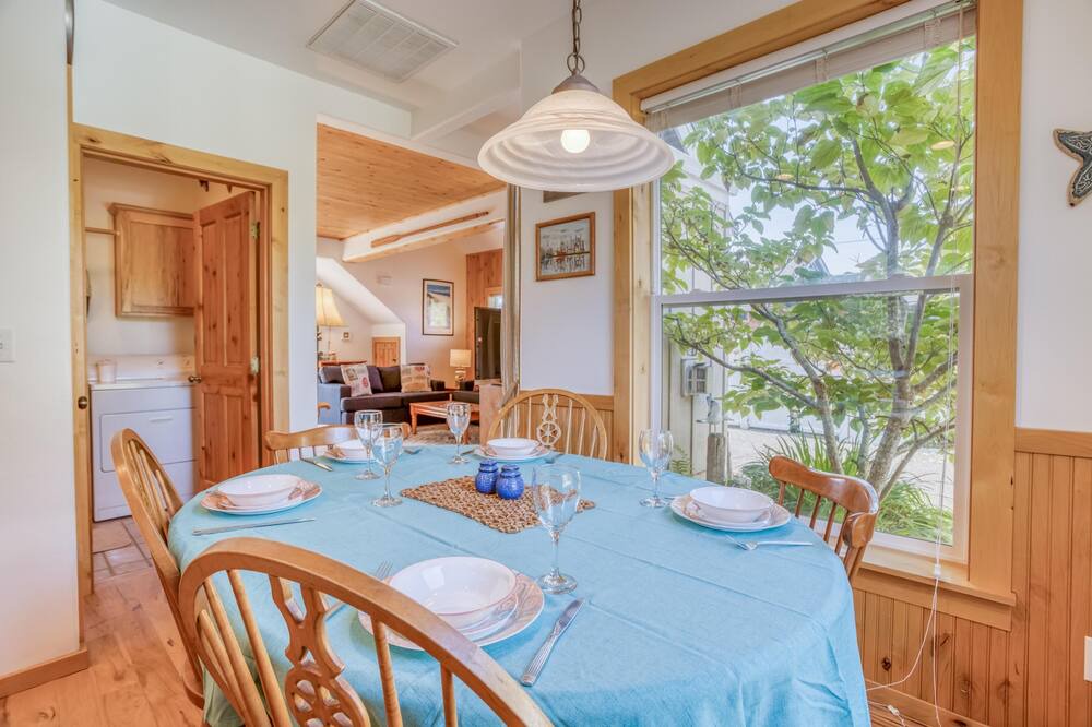 Photo of Kitchen in Rockaway Beach