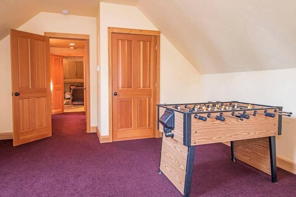 Photo of Bedroom in Three Rivers