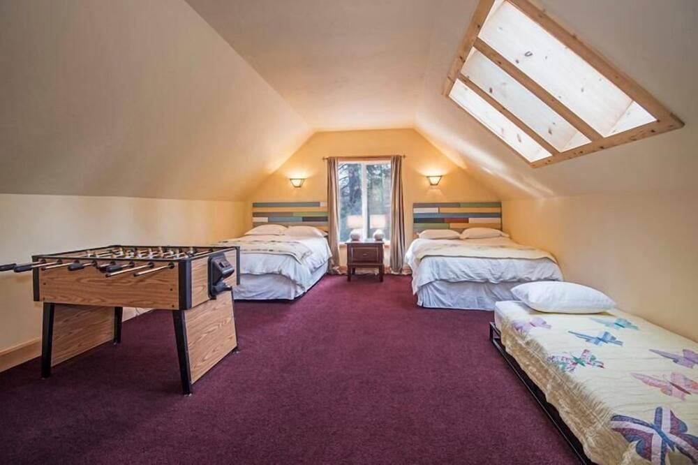 Photo of Bedroom in Three Rivers