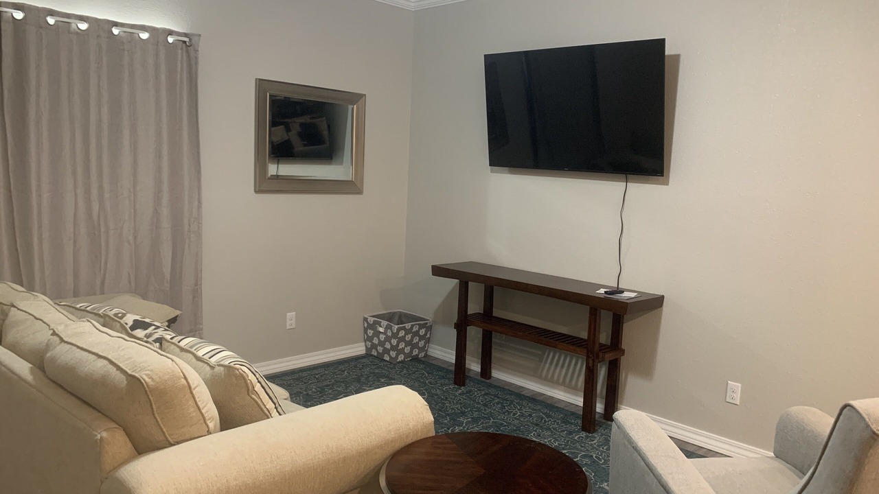 Photo of Livingroom in Clarksville