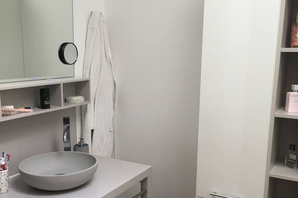 Photo of Bathroom in Taluyers