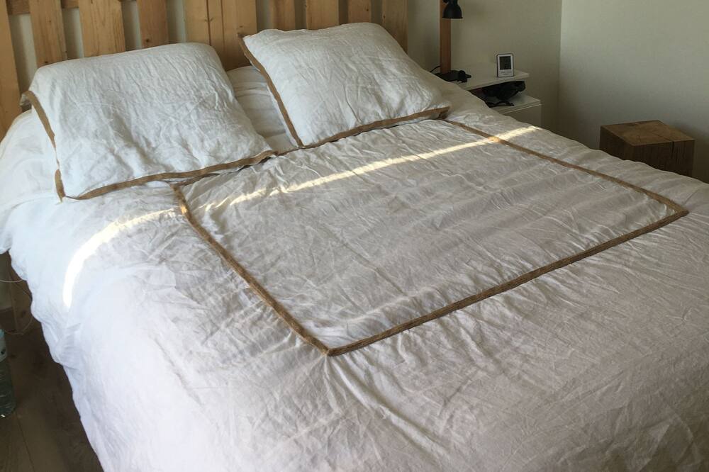 Photo of Bedroom in Taluyers