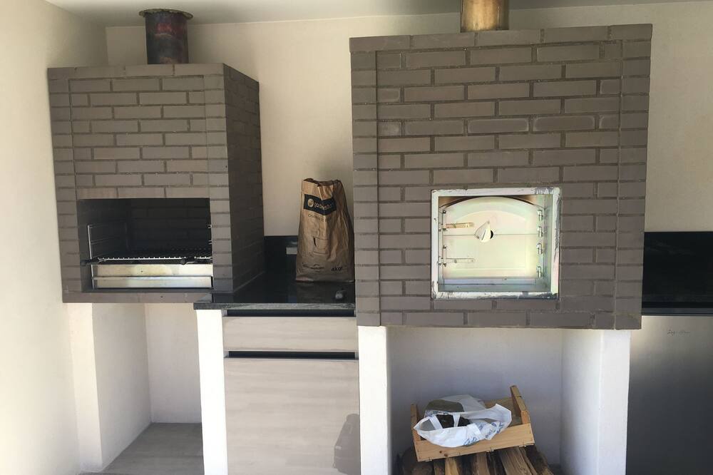 Photo of Kitchen in Taluyers
