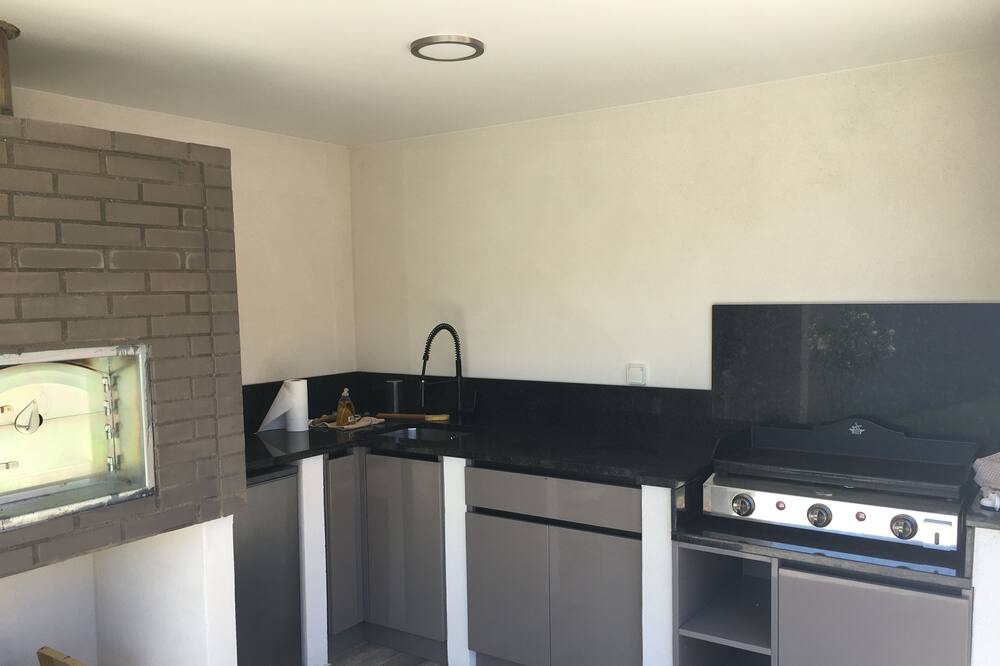 Photo of Kitchen in Taluyers
